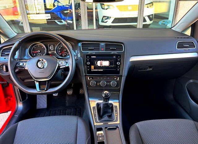 VOLKSWAGEN GOLF READY2GO 1.6TDi 115CV AÑO 2019 lleno