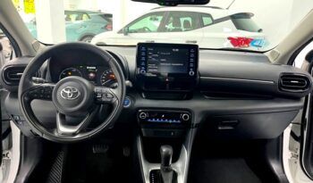 TOYOTA YARIS ACTIVE TECH 1.5 120H HYBRID MODELO 2022 lleno