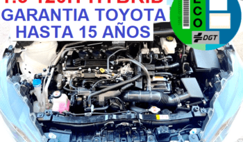 TOYOTA YARIS ACTIVE TECH 1.5 120H HYBRID MODELO 2022 lleno