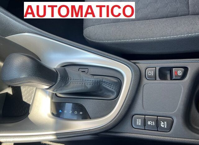 TOYOTA YARIS ACTIVE TECH 1.5 120H HYBRID MODELO 2022 lleno