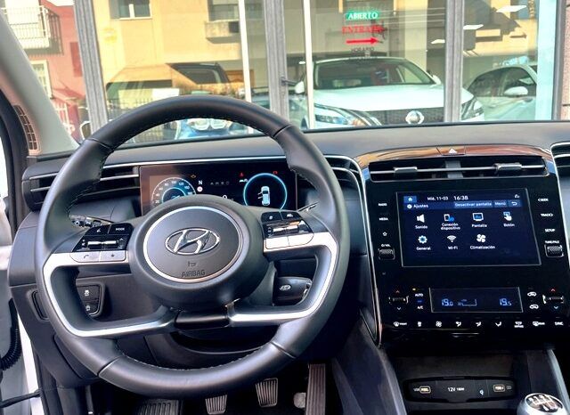 HYUNDAI TUCSON MAXX HYBRID 1.6 TGDi 150CV MODELO 2023 lleno