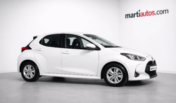 TOYOTA YARIS ACTIVE TECH 1.5 120H HYBRID MODELO 2022 lleno