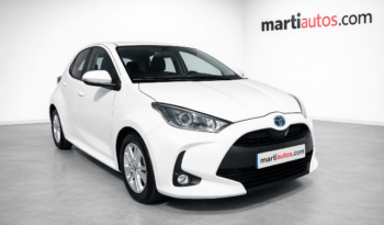 TOYOTA YARIS ACTIVE TECH 1.5 120H HYBRID MODELO 2022 lleno