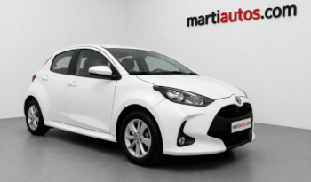 TOYOTA YARIS ACTIVE TECH 1.5 120H HYBRID MODELO 2022 lleno