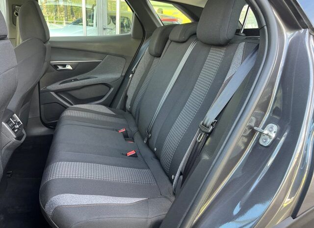 PEUGEOT 3008 ACTIVE PACK 1.5HDI 130CV MODELO 2022 lleno