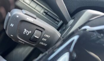 PEUGEOT 3008 ACTIVE PACK 1.5HDI 130CV MODELO 2022 lleno