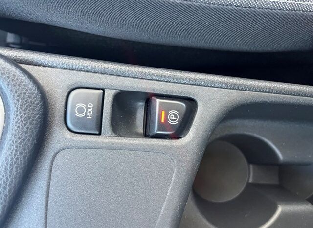 TOYOTA YARIS ACTIVE TECH 1.5 120H HYBRID MODELO 2022 lleno