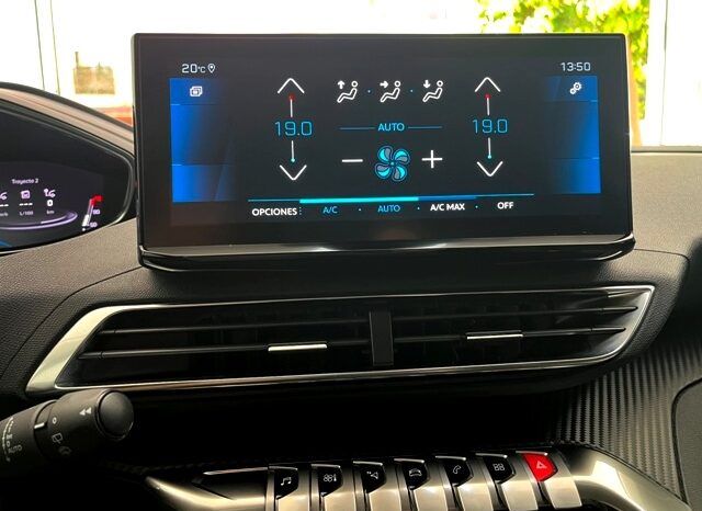 PEUGEOT 3008 ACTIVE PACK 1.5HDI 130CV MODELO 2022 lleno