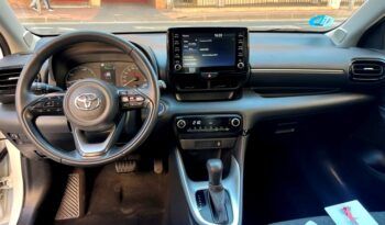 TOYOTA YARIS ACTIVE TECH 1.5 120H HYBRID MODELO 2022 lleno