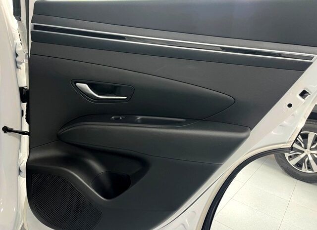 HYUNDAI TUCSON MAXX HYBRID 1.6 TGDi 150CV MODELO 2023 lleno