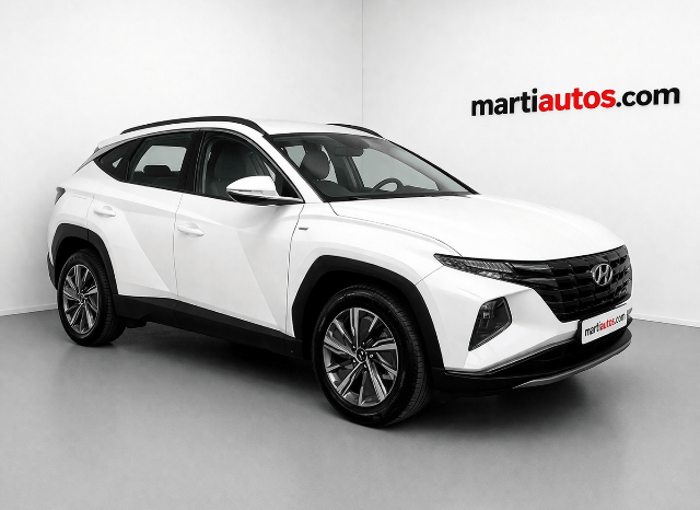HYUNDAI TUCSON MAXX HYBRID 1.6 TGDi 150CV MODELO 2023 lleno