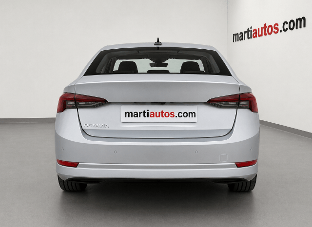 SKODA OCTAVIA AMBITION 2.0TDi 115CV AÑO 10-2022 lleno