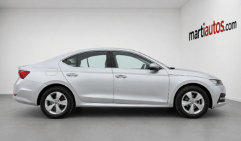 SKODA OCTAVIA AMBITION 2.0TDi 115CV AÑO 10-2022 lleno