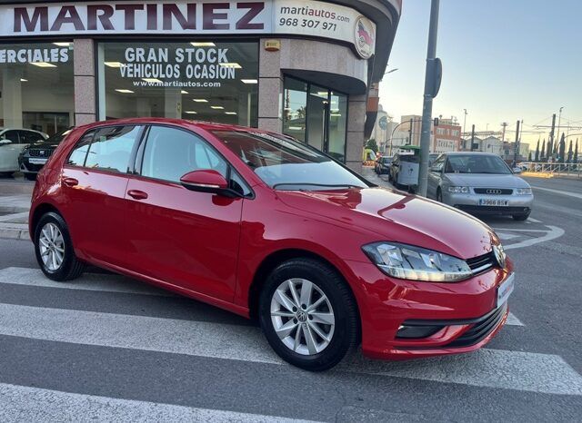 VOLSKWAGEN GOLF READY2GO 1.6TDi 115CV AÑO 2019 lleno