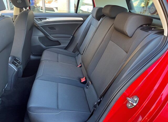 VOLSKWAGEN GOLF READY2GO 1.6TDi 115CV AÑO 2019 lleno