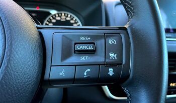 NISSAN QASHQAI HYBRID 1.3i 140CV MODELO 2022 lleno