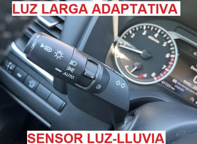 NISSAN QASHQAI HYBRID 1.3i 140CV MODELO 2022 lleno