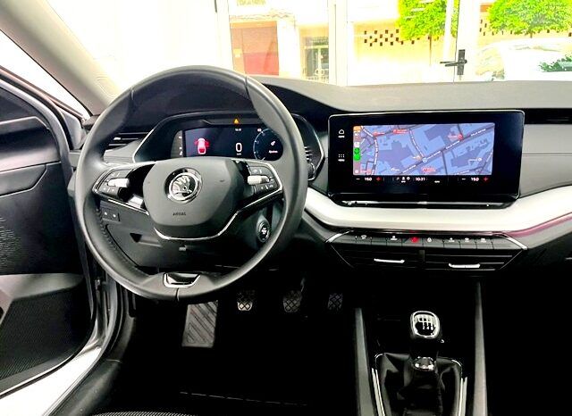 SKODA OCTAVIA AMBITION 2.0TDi 115CV AÑO 10-2022 lleno