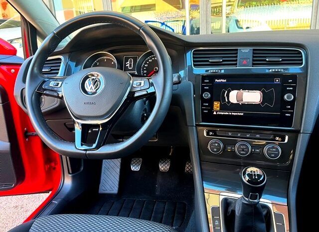 VOLSKWAGEN GOLF READY2GO 1.6TDi 115CV AÑO 2019 lleno