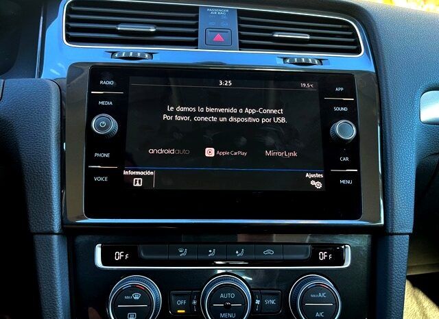 VOLSKWAGEN GOLF READY2GO 1.6TDi 115CV AÑO 2019 lleno