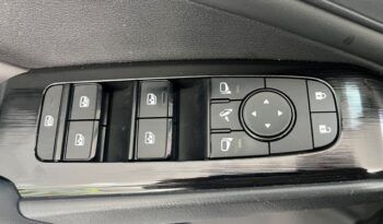 NISSAN QASHQAI HYBRID 1.3i 140CV MODELO 2022 lleno