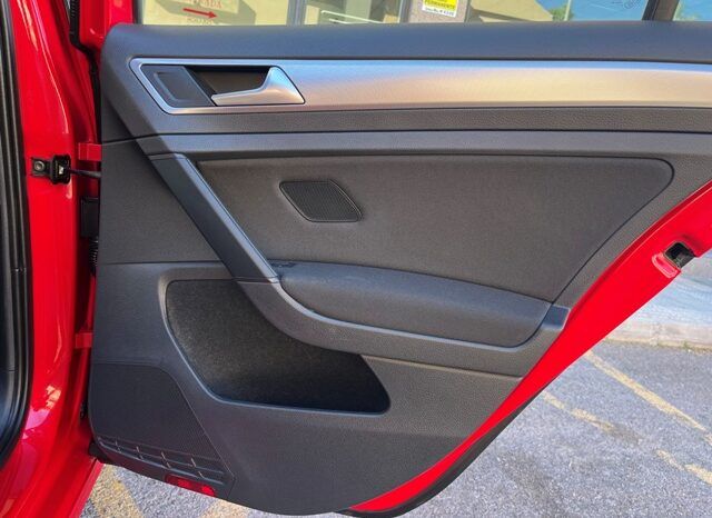 VOLSKWAGEN GOLF READY2GO 1.6TDi 115CV AÑO 2019 lleno