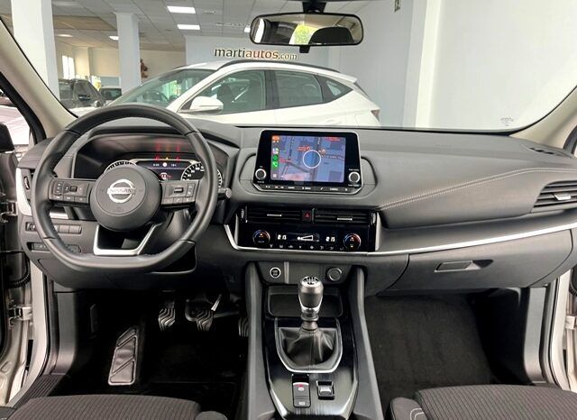 NISSAN QASHQAI HYBRID 1.3i 140CV MODELO 2022 lleno
