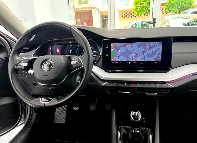 SKODA OCTAVIA AMBITION 2.0TDi 115CV AÑO 10-2022 lleno