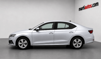 SKODA OCTAVIA AMBITION 2.0TDi 115CV AÑO 2022 lleno