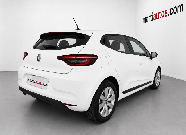 RENAULT CLIO (V) 1.5DCi 100CV 6 VELOCIDADES AÑO 11-2021 lleno