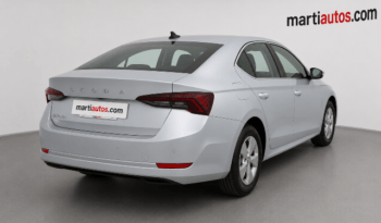 SKODA OCTAVIA AMBITION 2.0TDi 115CV AÑO 2022 lleno