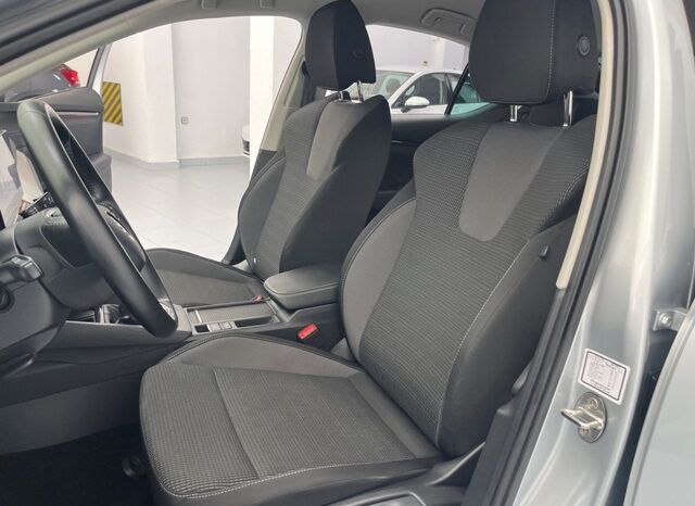 SKODA OCTAVIA AMBITION 2.0TDi 115CV AÑO 2022 lleno