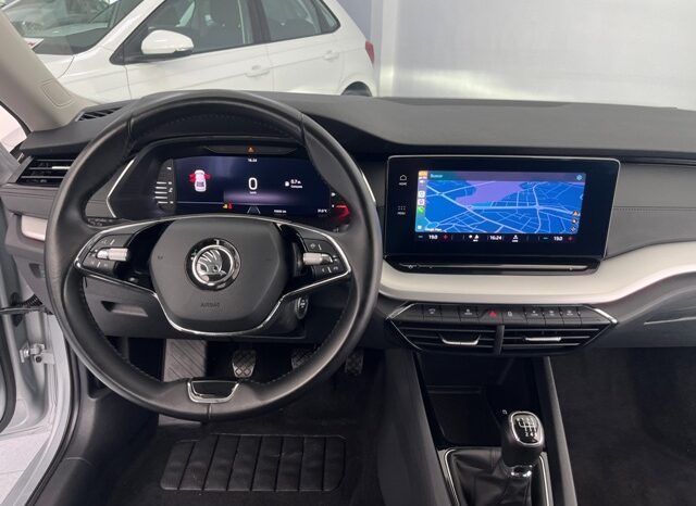 SKODA OCTAVIA AMBITION 2.0TDi 115CV AÑO 2022 lleno
