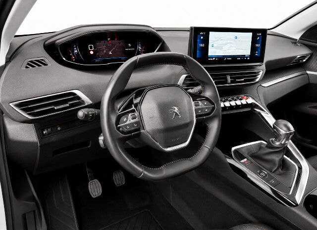 PEUGEOT 3008 ACTIVE PACK 1.5HDi 130CV MODELO 2022 lleno