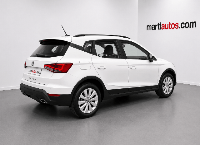 SEAT ARONA STYLE PLUS 1.0TSi 110CV AÑO 2022 lleno