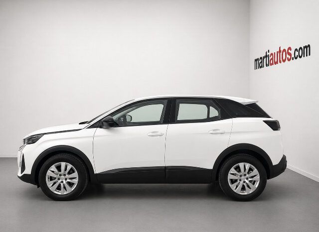 PEUGEOT 3008 ACTIVE PACK 1.5HDi 130CV MODELO 2022 lleno