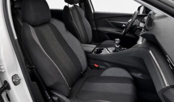 PEUGEOT 3008 ACTIVE PACK 1.5HDi 130CV MODELO 2022 lleno