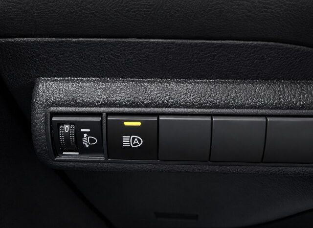 TOYOTA COROLLA BUSINESS PLUS 125H HYBRID AÑO 2022 lleno