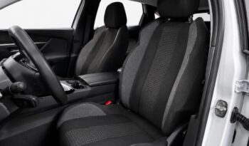 PEUGEOT 3008 ACTIVE PACK 1.5HDi 130CV MODELO 2022 lleno