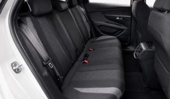 PEUGEOT 3008 ACTIVE PACK 1.5HDi 130CV MODELO 2022 lleno