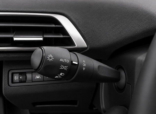 PEUGEOT 3008 ACTIVE PACK 1.5HDi 130CV MODELO 2022 lleno