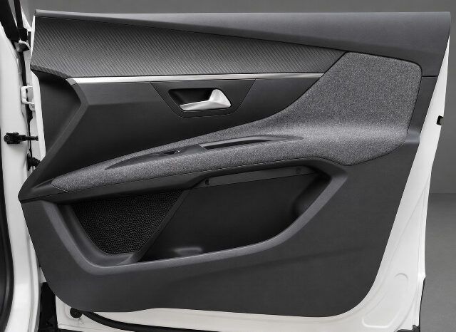PEUGEOT 3008 ACTIVE PACK 1.5HDi 130CV MODELO 2022 lleno