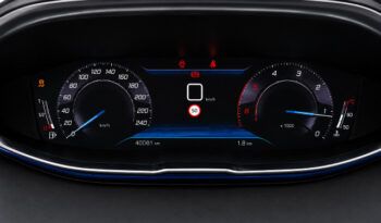 PEUGEOT 3008 ACTIVE PACK 1.5HDi 130CV MODELO 2022 lleno