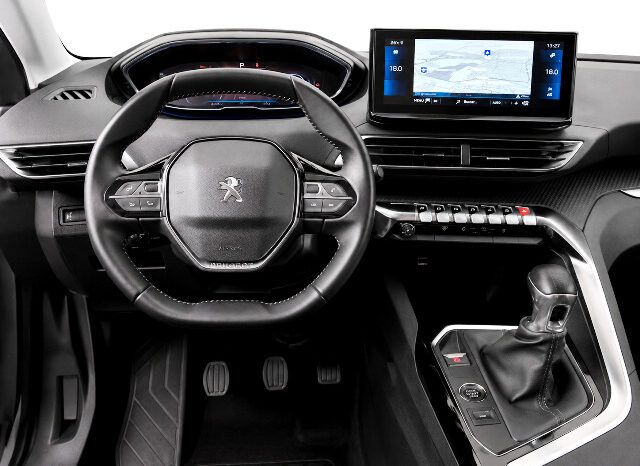 PEUGEOT 3008 ACTIVE PACK 1.5HDi 130CV MODELO 2022 lleno