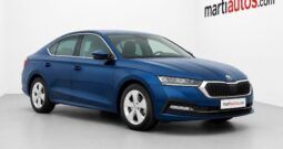SKODA OCTAVIA AMBITION 2.0TDi 115CV 6 VELOCIDADES AÑO 2022