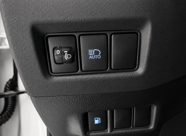 TOYOTA CHR ADVANCE HYBRID AÑO 11-2022 lleno