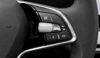 SKODA OCTAVIA AMBITION 2.0TDi 115CV 6 VELOCIDADES AÑO 2022 lleno