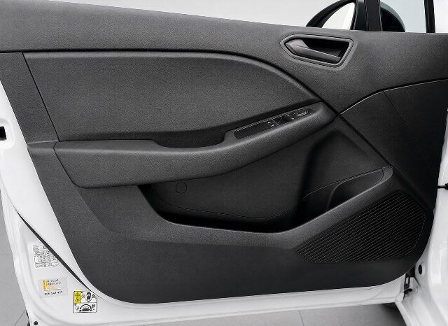 RENAULT CLIO (V) 1.5DCi 100CV 6 VELOCIDADES AÑO 2022 lleno