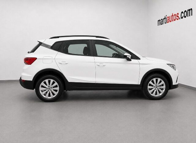 SEAT ARONA REFERENCE PLUS 1.0TSi 110CV AÑO 2022 lleno