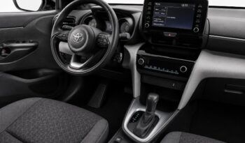 TOYOTA YARIS CROSS HYBRID 1.5 120H AÑO 2022 lleno